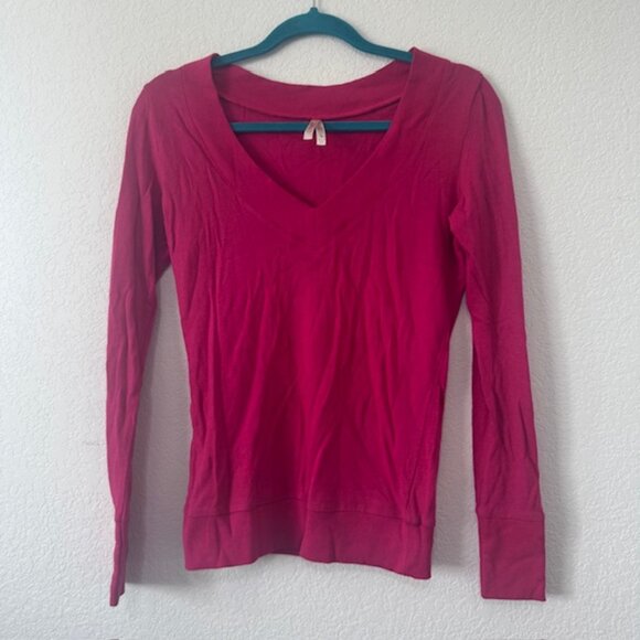 Coltory Sweaters - Coltory Pink V-Neck Long Sleeve Knit Top Women's Size L‎ Cotton Blend